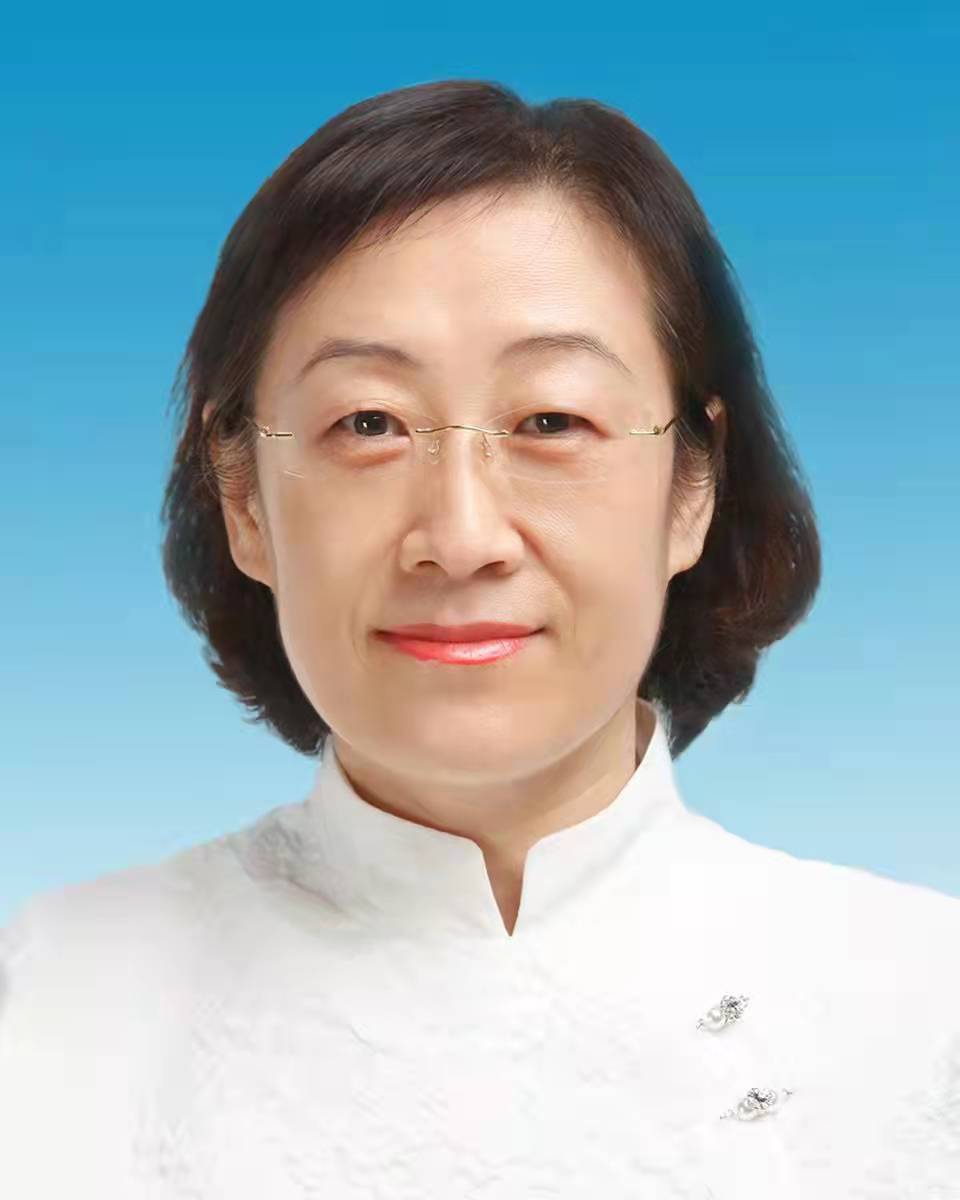 李新