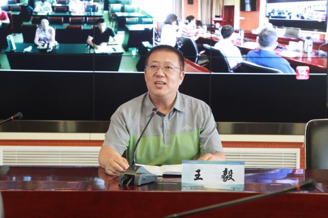 学校召开博士学位授予立项单位建设中期推进会