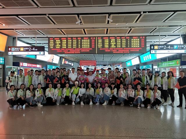 山东体育学院师生圆满完成“庆祝中华人民共和国成立70周年大型文艺晚会《奋斗吧 中华儿女》”演出载誉归来
